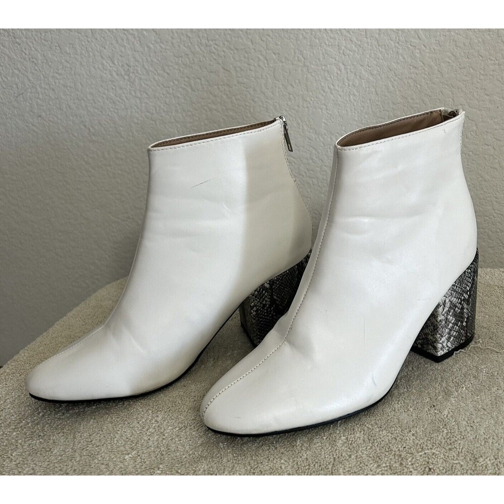 Truffle Collection Women's Size 7 White Snake Skin Block Ankle Boots - Picture 3 of 13
